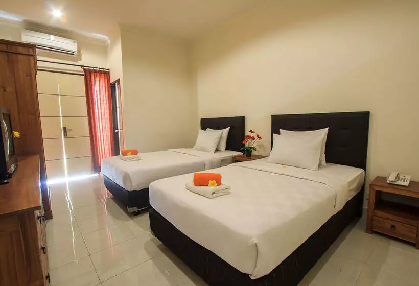 Ivanka Airport Inn