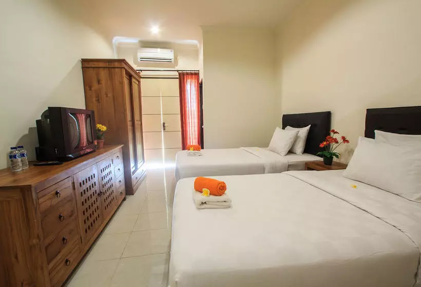 Ivanka Airport Inn