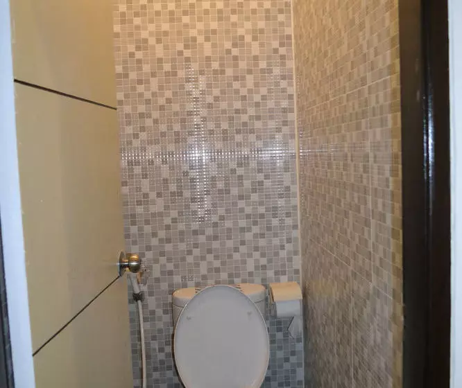 Ivanka Airport Inn