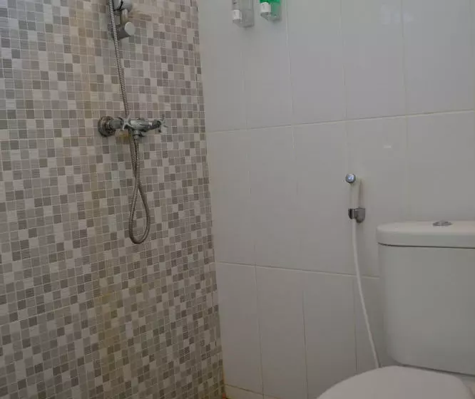 Ivanka Airport Inn