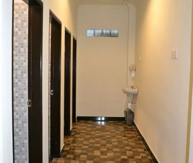 Ivanka Airport Inn