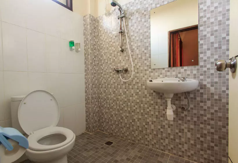 Ivanka Airport Inn