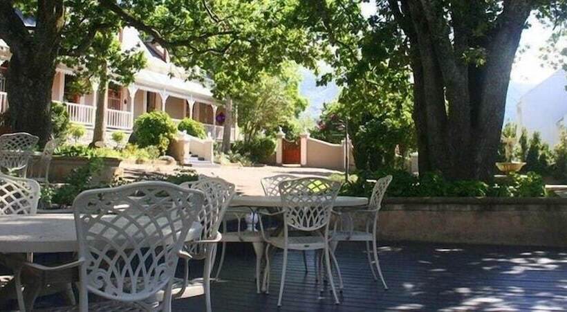 بنسيون De Oude Pastorie