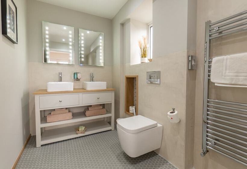 بنسيون The Regent, Rye