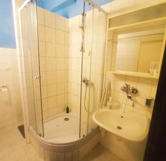 Retkeilymaja Hostinec U Kačaby
