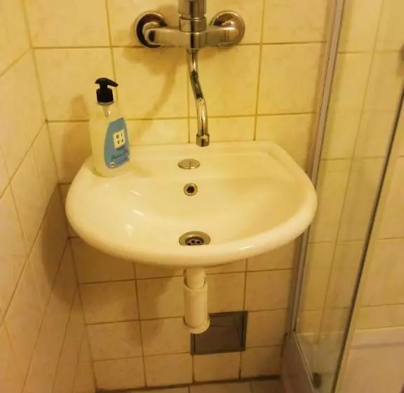 Retkeilymaja Hostinec U Kačaby