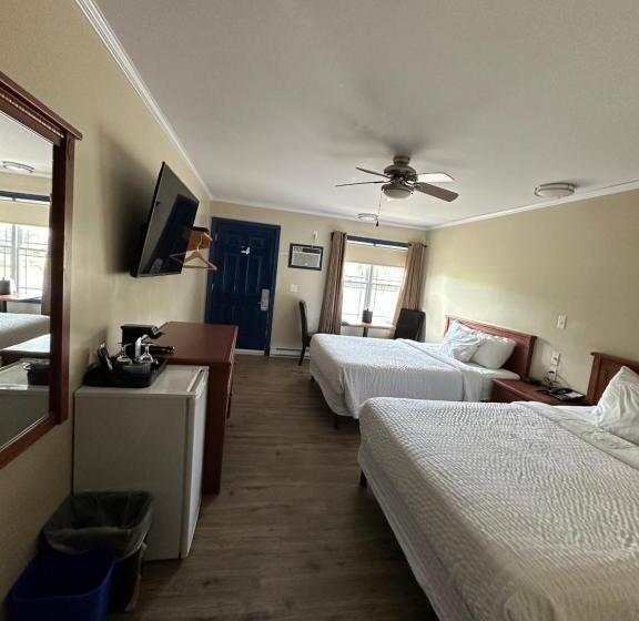 هاستل Travellers Inn Fredericton Nb