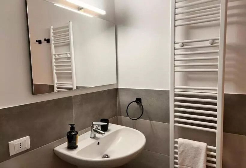 ベッドアンドブレックファースト Al Borgo Camere E Colazione