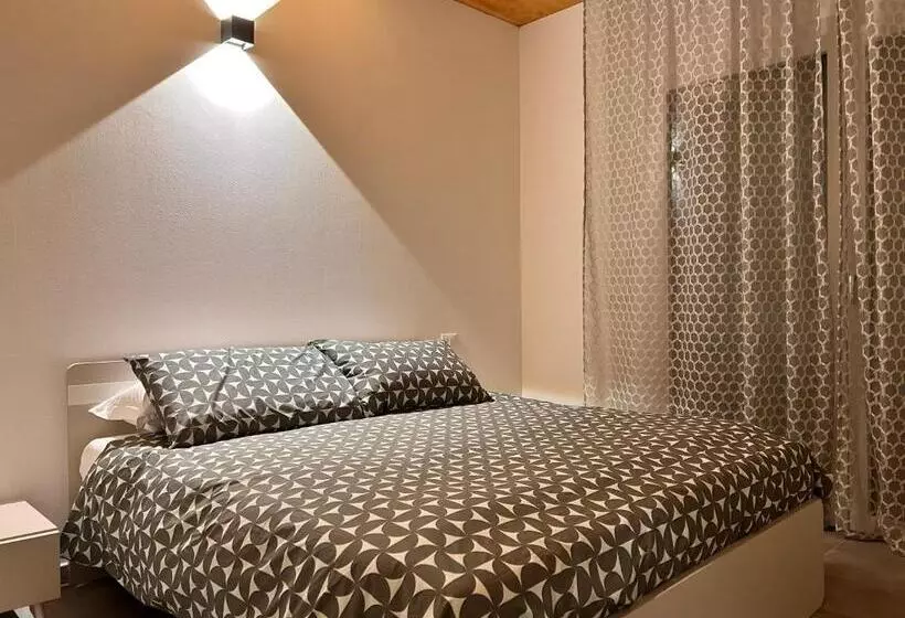 ベッドアンドブレックファースト Al Borgo Camere E Colazione