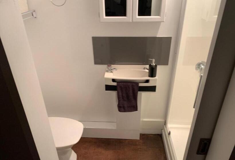 민박 American Rustic Barn