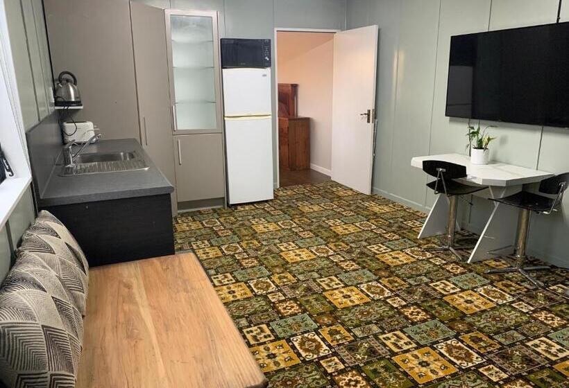 민박 American Rustic Barn