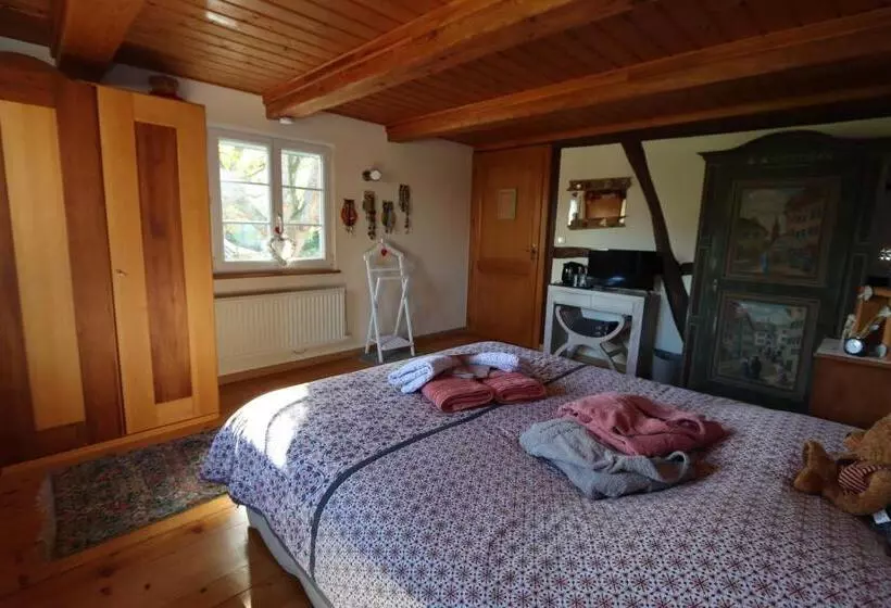 Aamiaismajoitus (B&B) Au Verger Des Louves