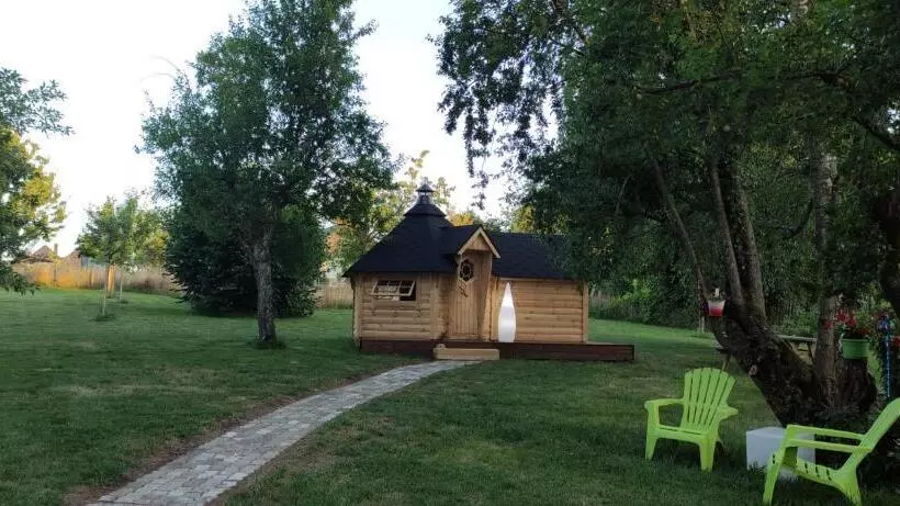 Aamiaismajoitus (B&B) Au Verger Des Louves