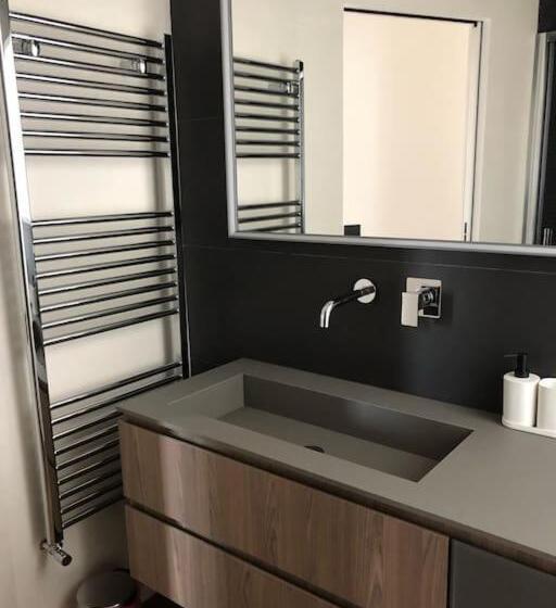 ベッドアンドブレックファースト Borgiarooms Luxury Rooms