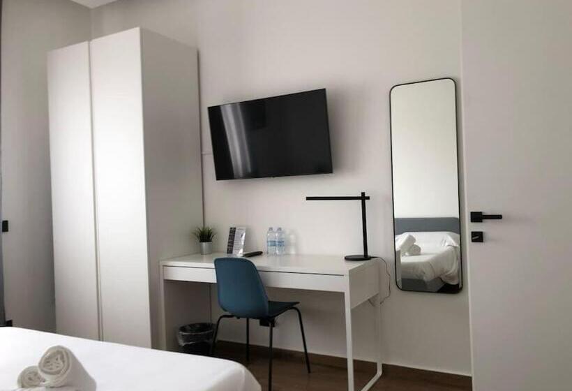 ベッドアンドブレックファースト Borgiarooms Luxury Rooms