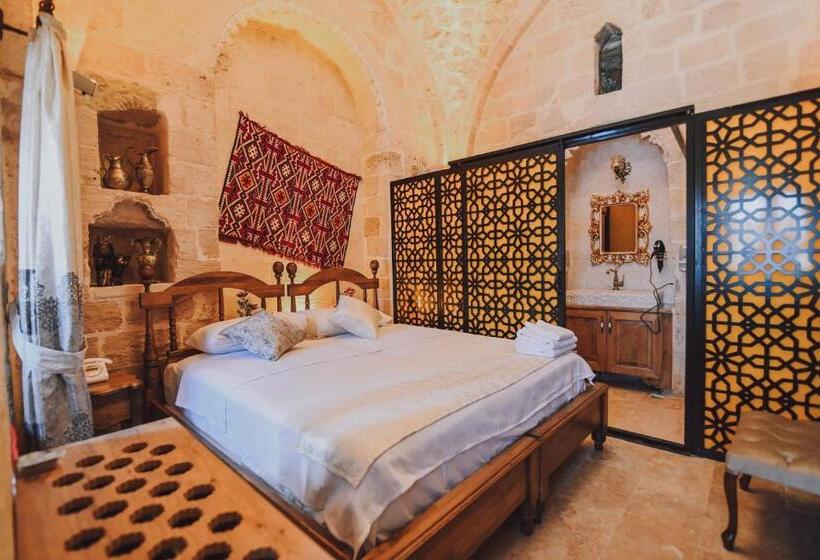 تختخواب و صبحانه Hanedan Konağı Butik Otel Deluxe Double Room Monarosa