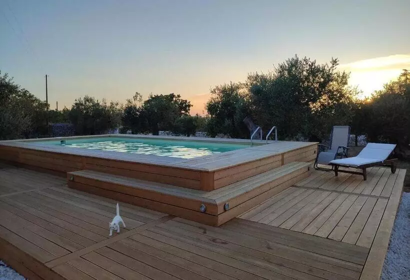 Aamiaismajoitus (B&B) La Relais Del Trullo