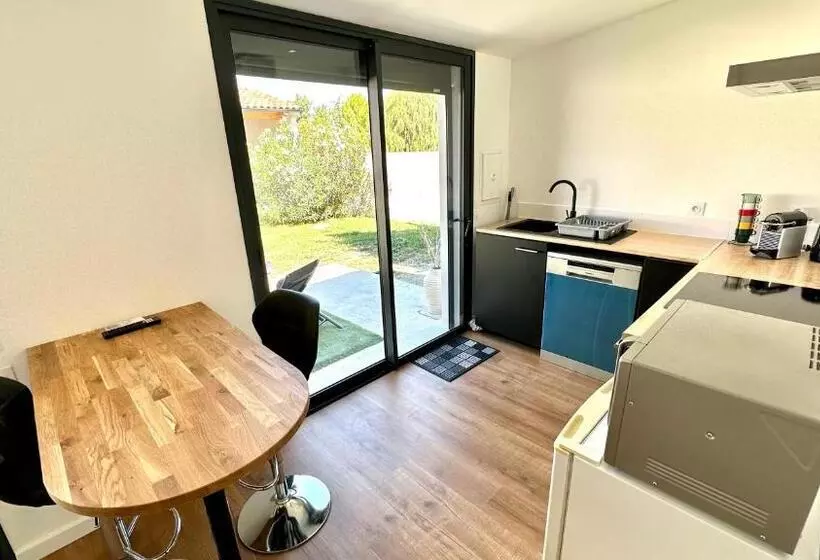 ベッドアンドブレックファースト Le Petit Fresquounet