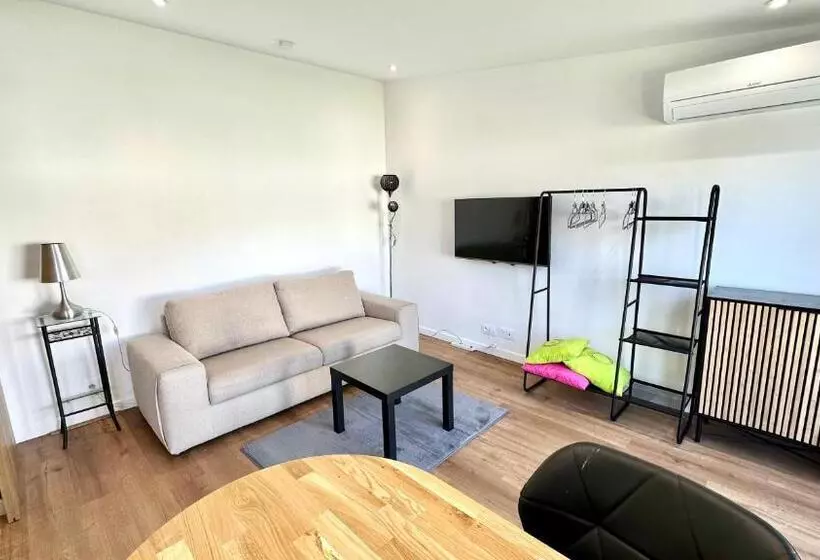 ベッドアンドブレックファースト Le Petit Fresquounet