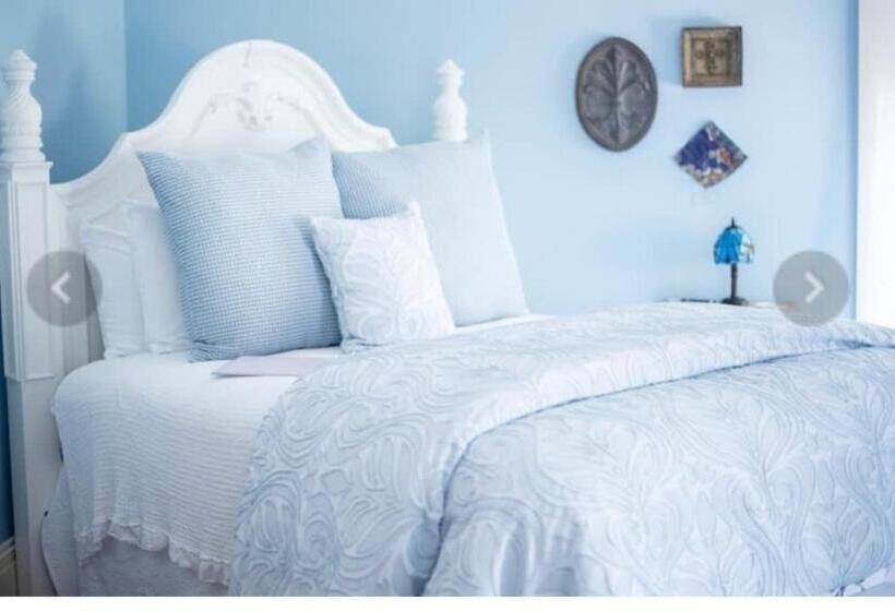 Bed and Breakfast Savannah Suite