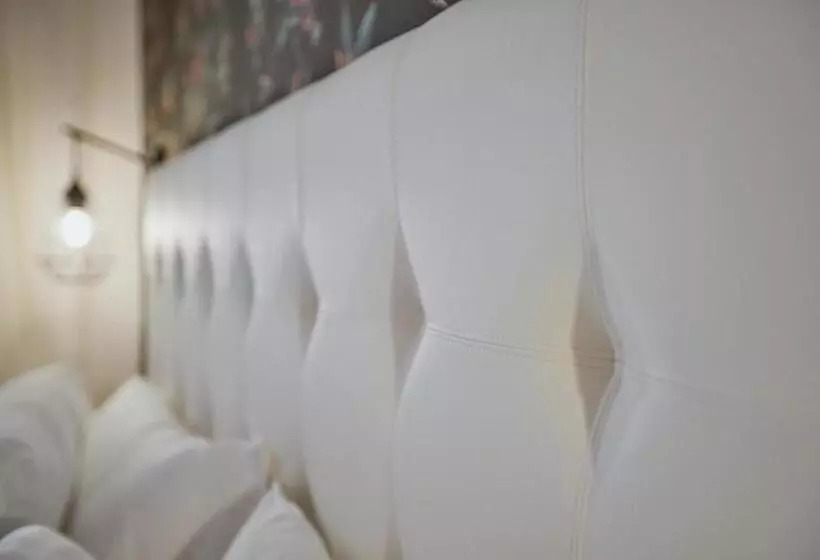 Castrichella Boutique Hotel Rome Airport