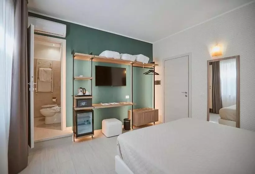 Castrichella Boutique Hotel Rome Airport