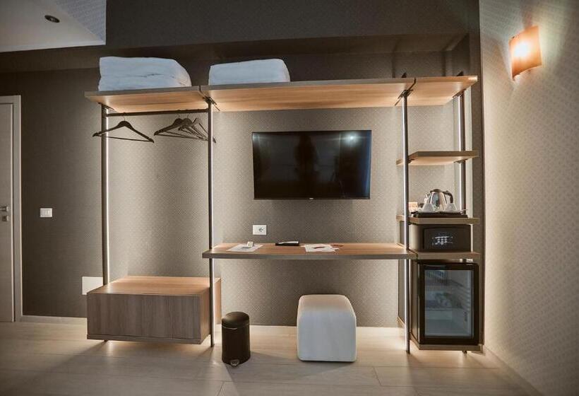 Castrichella Boutique Hotel Rome Airport