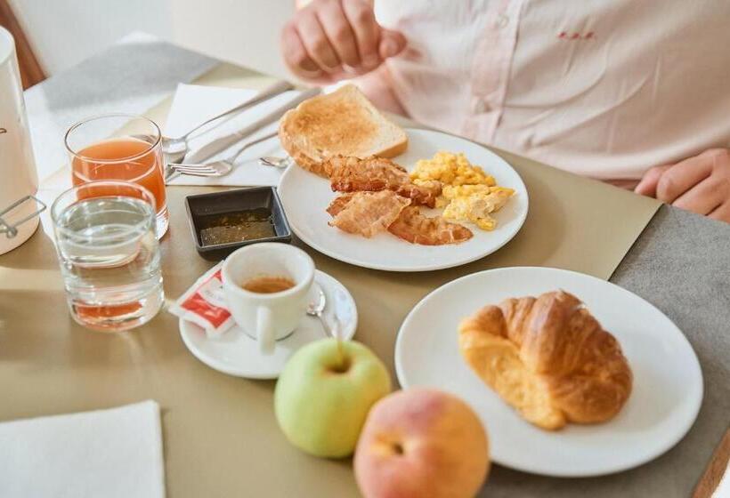 Castrichella Boutique Hotel Rome Airport