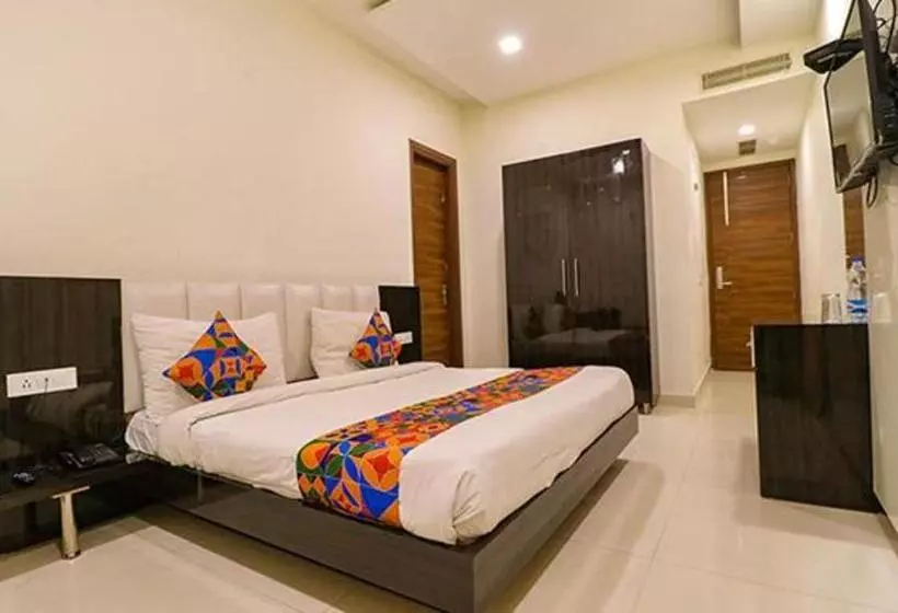 Fabhotel Gh Home