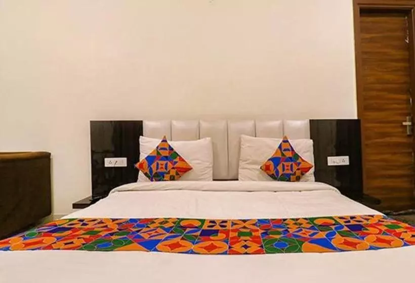 Fabhotel Gh Home