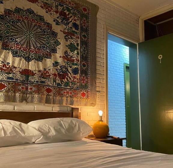 Golden Garden Hostel