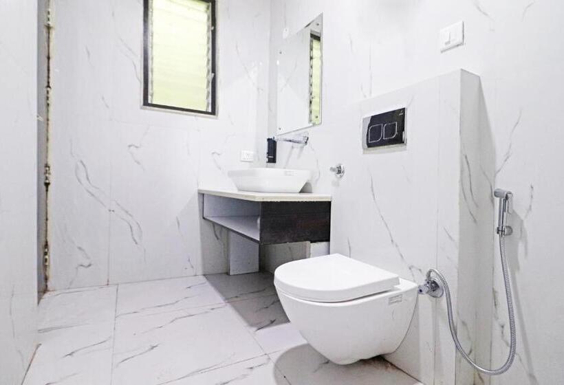 هتل Ambience Stay   At  Igi Delhi Airport