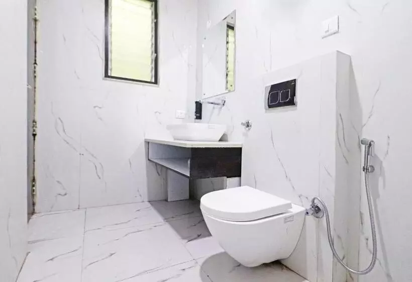 هتل Ambience Stay   At  Igi Delhi Airport