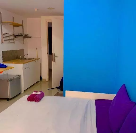 ホテル Apartemen Poris 88 By Benchmark