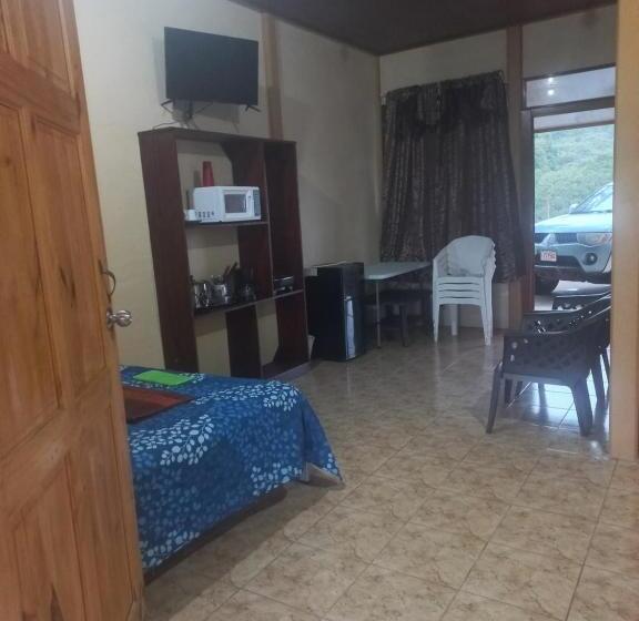 Отель Arenal Jungla Lodge