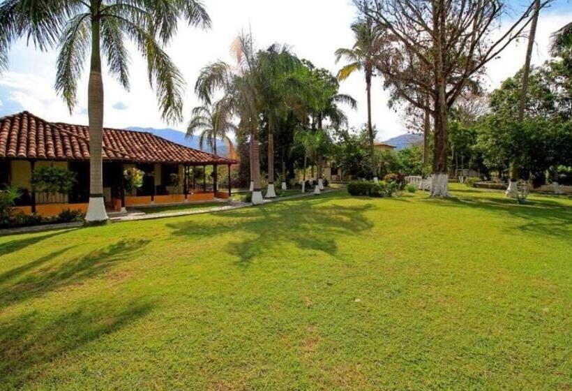 هتل Campestre La Coqueta