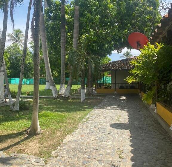 هتل Campestre La Coqueta