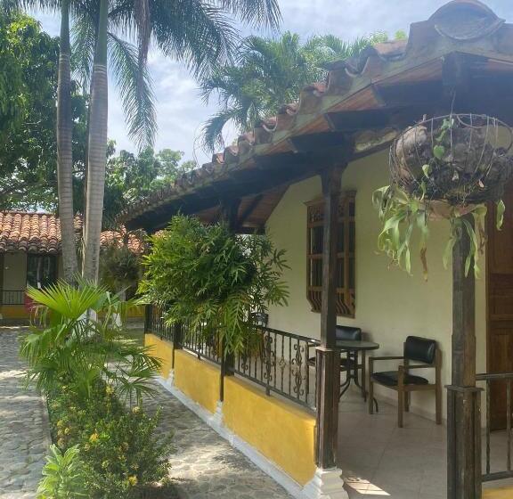 هتل Campestre La Coqueta