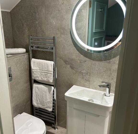 Otel Castle Irvine Estate