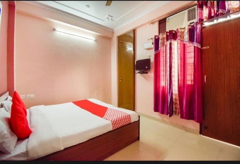 בית מלון כפרי Castle Komal