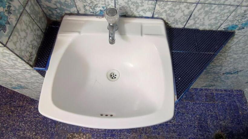 فندق Hostal Reyna