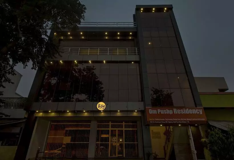 Itsy Hotels Om Pushp Residency
