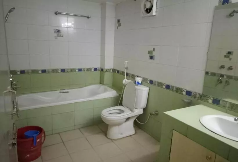 هتل Rainbow Guest House