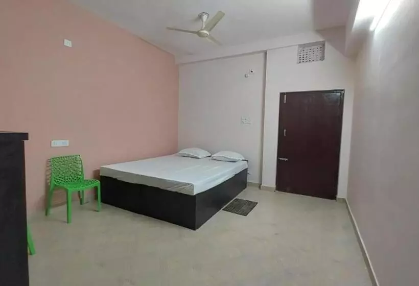 ホテル Santi Mahal