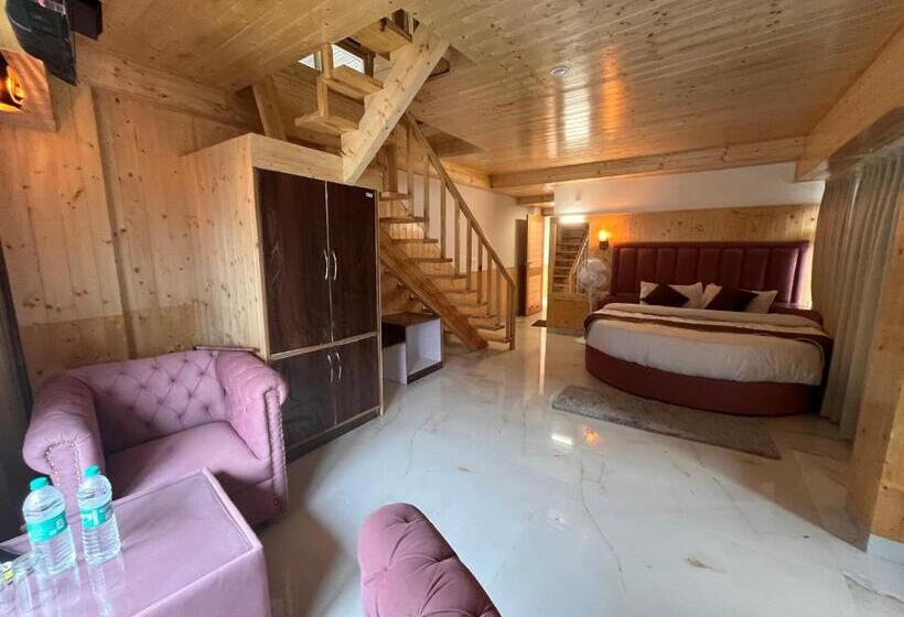 בית מלון כפרי Varuni Classic Mcleod Ganj !! Near Mall Road !!