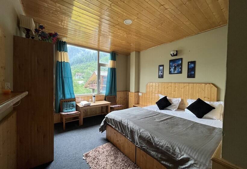 בית מלון כפרי The Locals By Roomshala