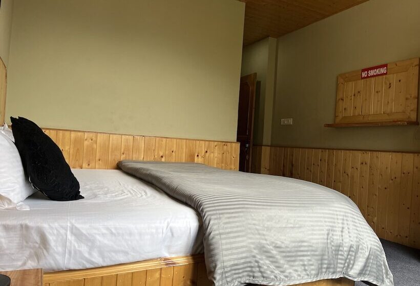 בית מלון כפרי The Locals By Roomshala