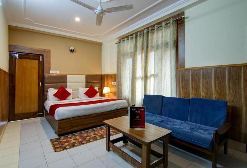 בית מלון כפרי Varuni Classic Mcleod Ganj !! Near Mall Road !!