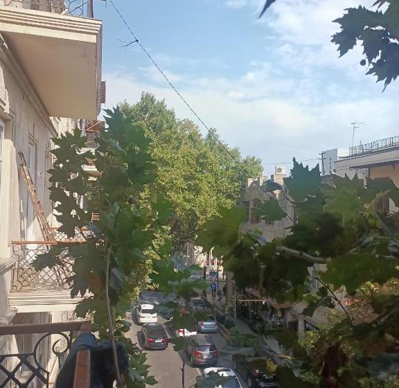 Mini Budget Baku Hostel