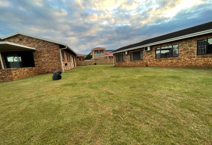 펜션 Aloisia S Guest House